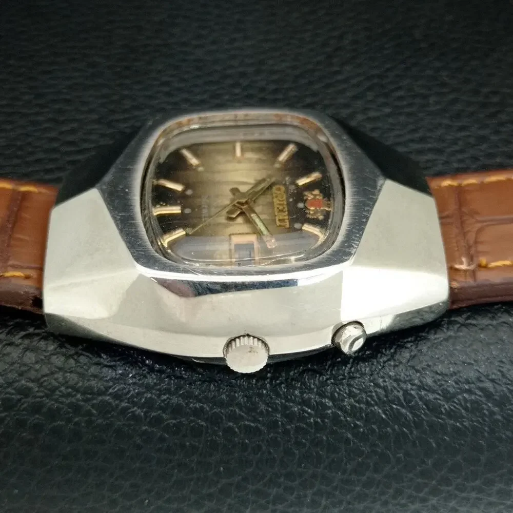 Vintage 1983 Orient Automatic Mens Silver Watch W/daydate & Gold accents